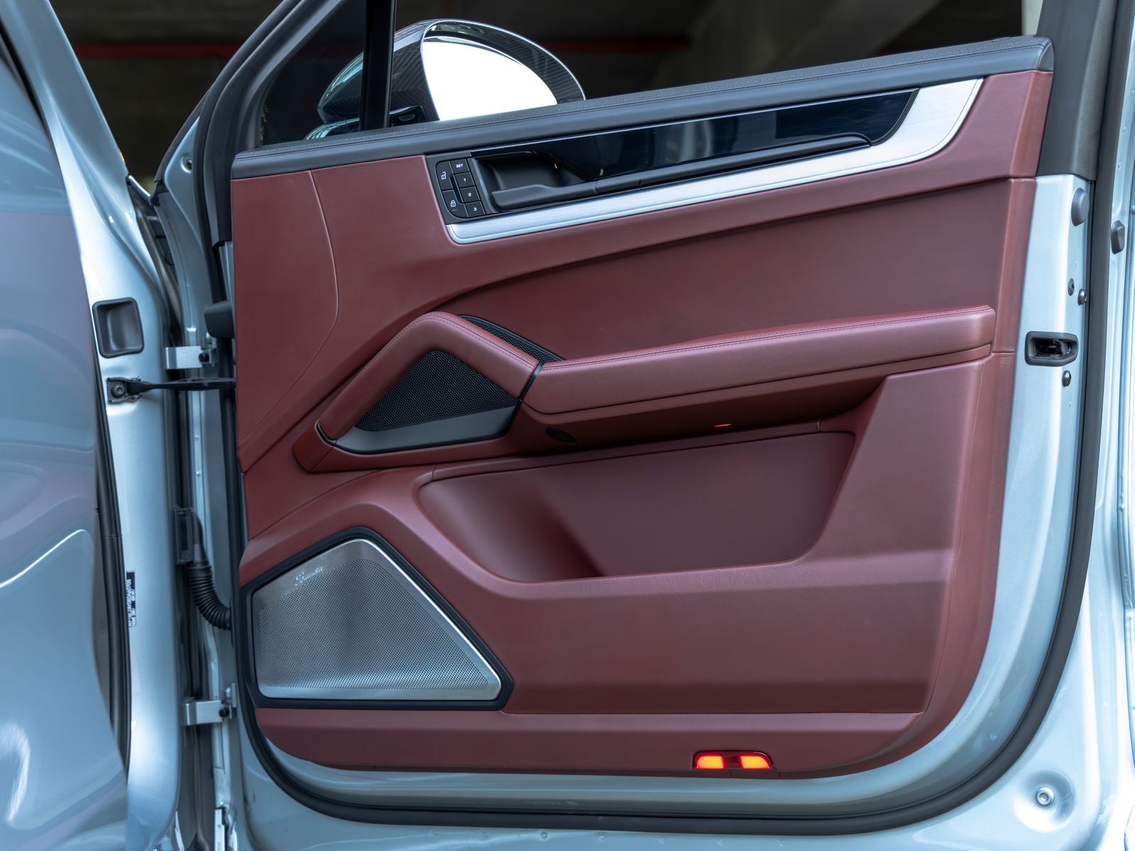 2024 Porsche Cayenne S Coupe