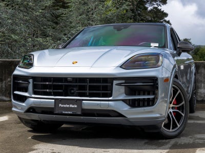2024 Porsche Cayenne S Coupe