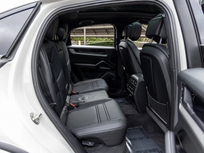 2025 Porsche Cayenne Cayenne S Coupe