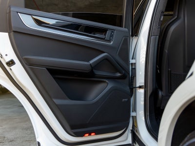 2025 Porsche Cayenne Cayenne Turbo E-Hybrid Coupe