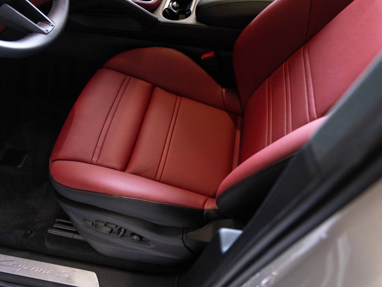 2026 Porsche Cayenne Cayenne S E-Hybrid Coupe