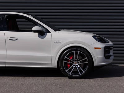 2026 Porsche Cayenne Cayenne S E-Hybrid Coupe
