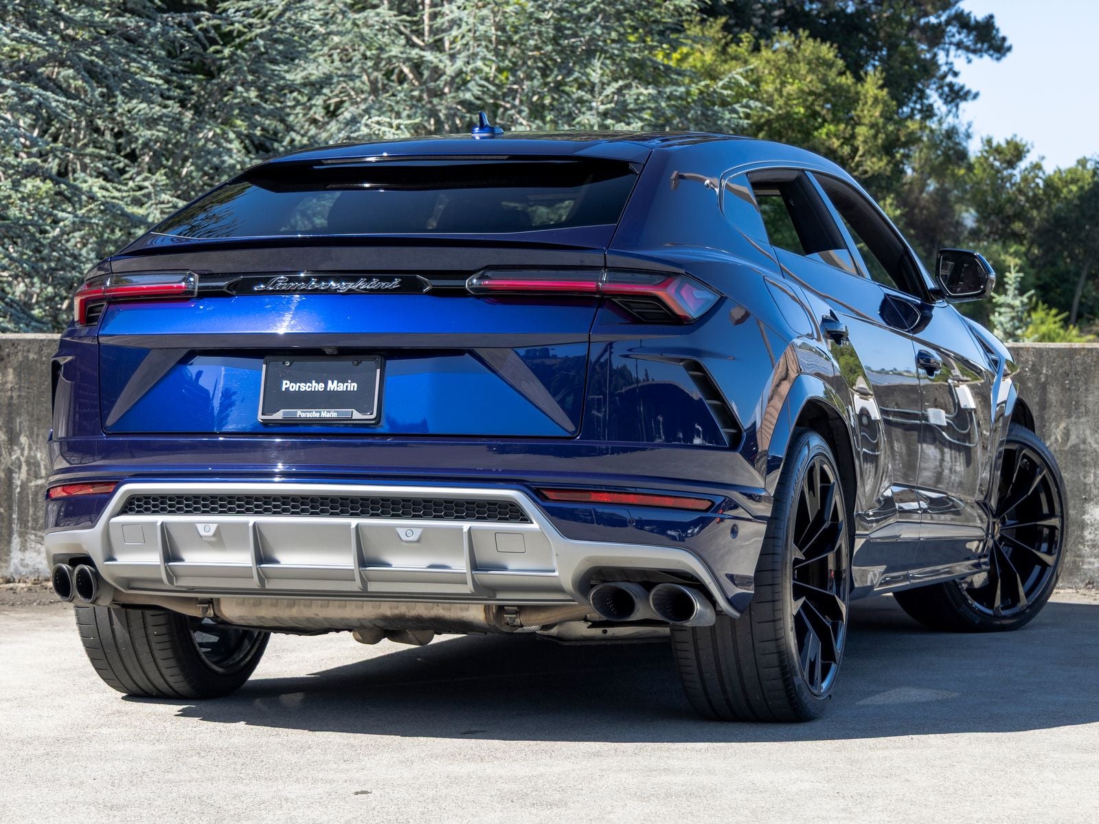 2019 Lamborghini Urus Base