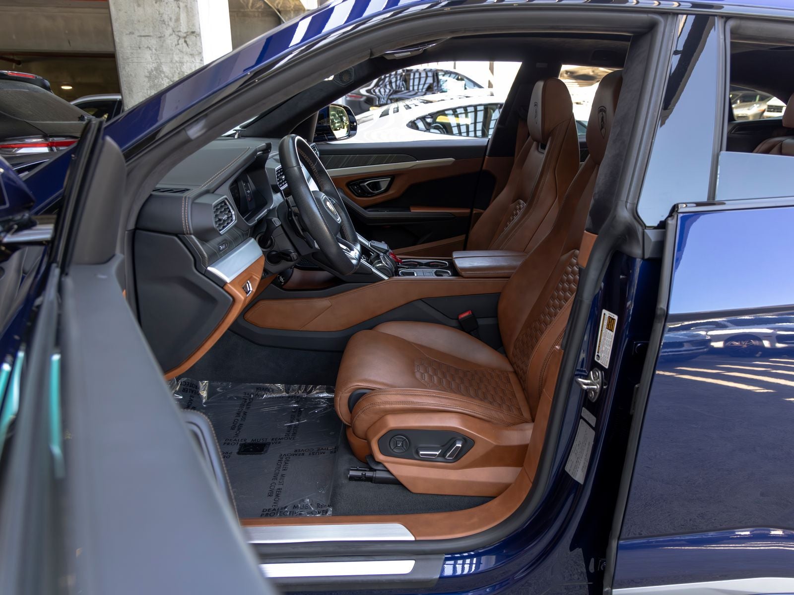 2019 Lamborghini Urus Base