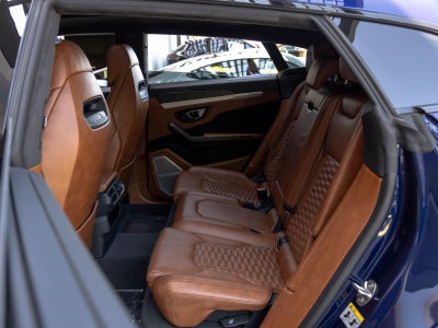 2019 Lamborghini Urus Base