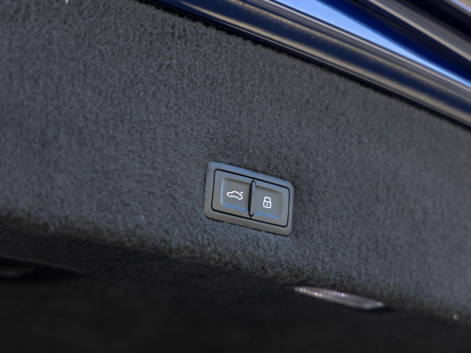 2019 Lamborghini Urus Base