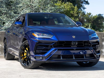 2019 Lamborghini Urus Base