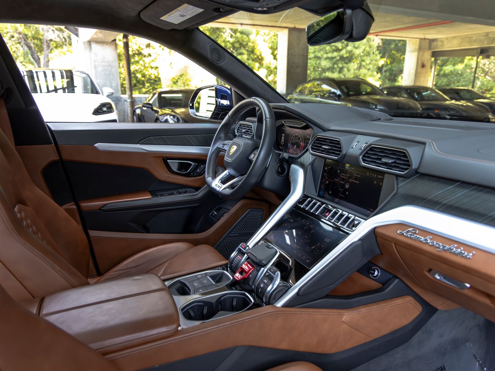 2019 Lamborghini Urus Base