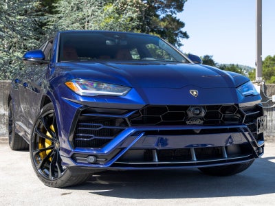 2019 Lamborghini Urus Base