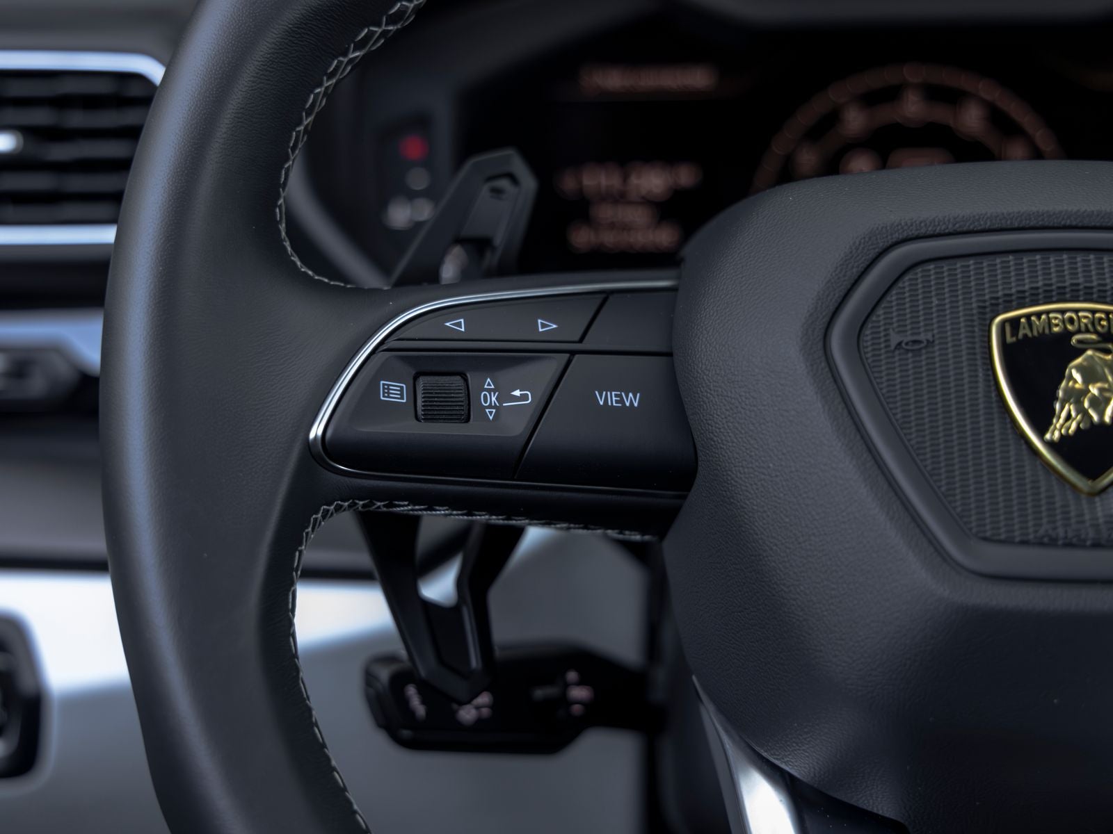 2024 Lamborghini Urus S