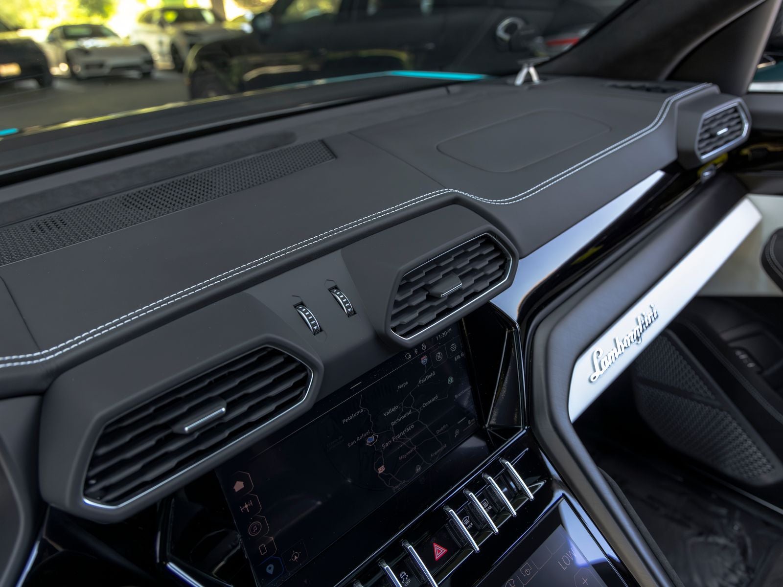 2024 Lamborghini Urus S