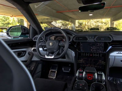 2024 Lamborghini Urus S