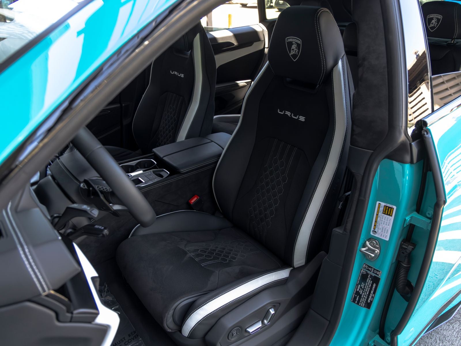 2024 Lamborghini Urus S