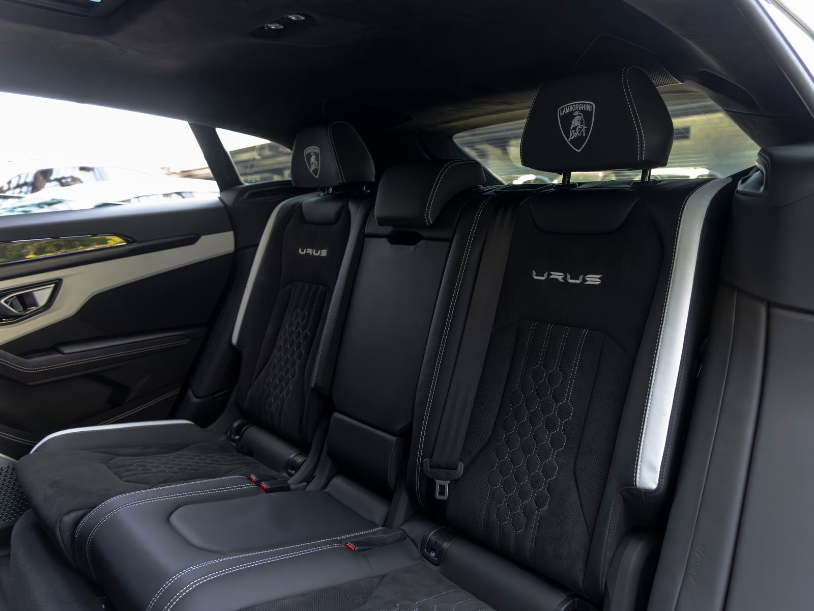 2024 Lamborghini Urus S