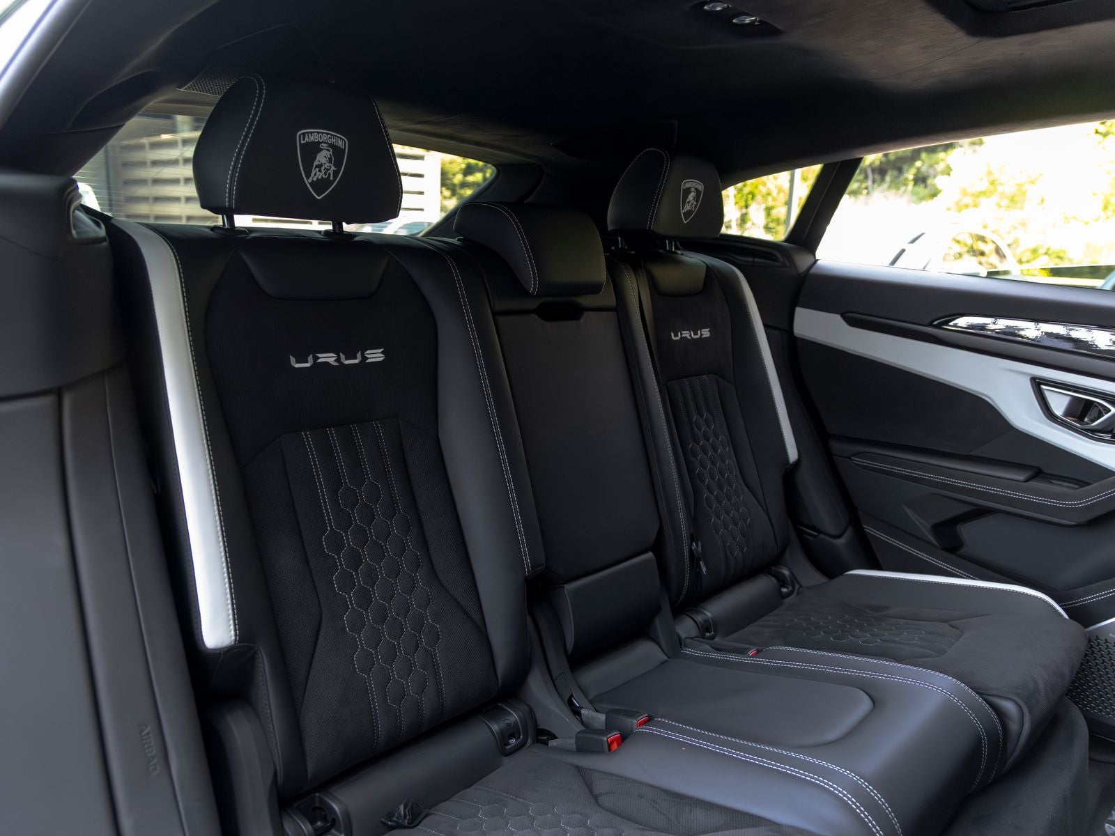 2024 Lamborghini Urus S