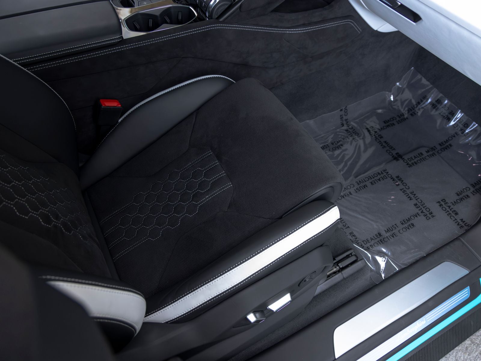 2024 Lamborghini Urus S