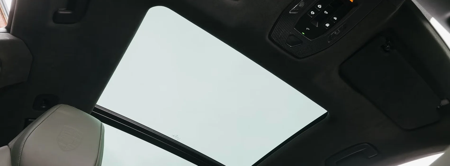 Porsche Macan Sunroof view