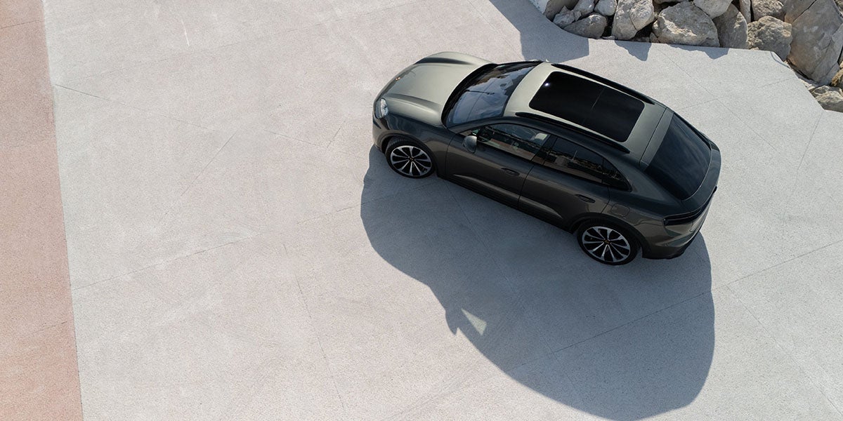 2025 Porsche Macan 4 Electric