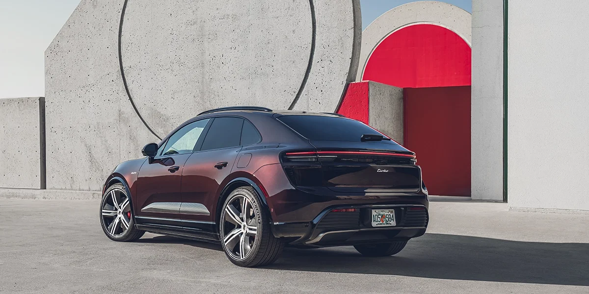 2025 Porsche Macan Turbo Electric